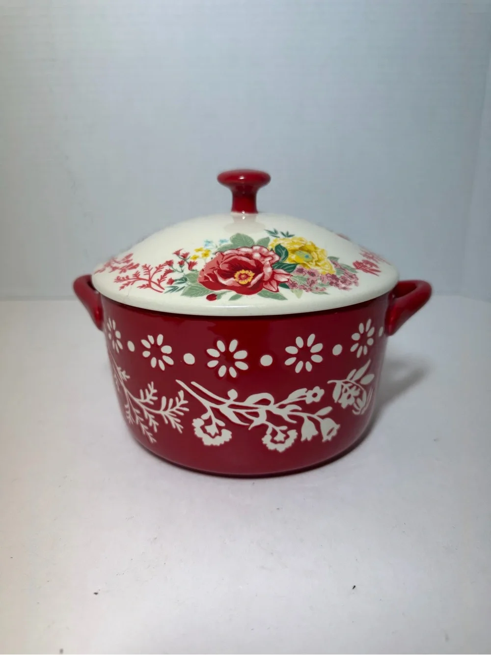 The Pioneer Woman Fancy Flourish Round Ceramic Casserole Dish